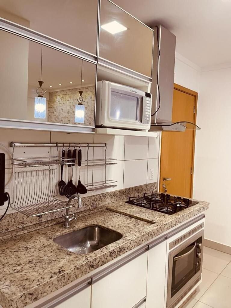 Apartamento 2 Qts.| 4 Hosp. | Ao Lado Do Goiania Shopping Exterior foto