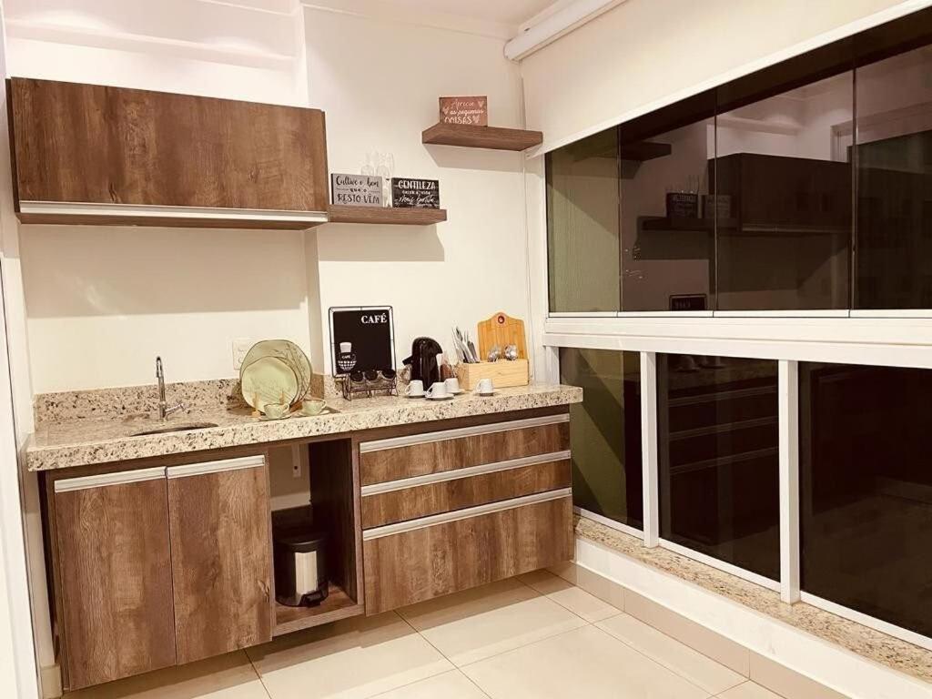 Apartamento 2 Qts.| 4 Hosp. | Ao Lado Do Goiania Shopping Exterior foto