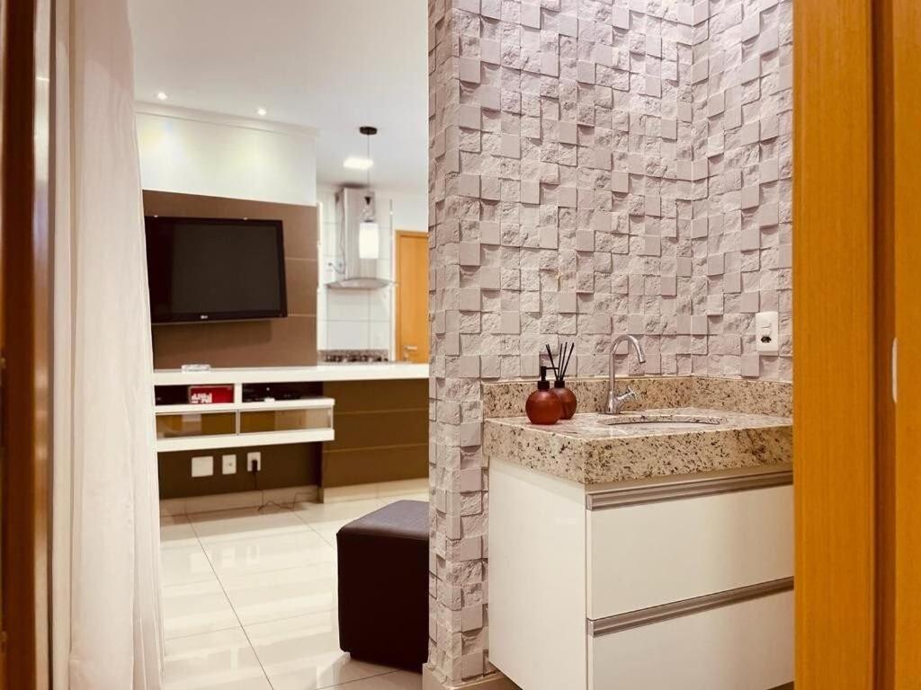 Apartamento 2 Qts.| 4 Hosp. | Ao Lado Do Goiania Shopping Exterior foto