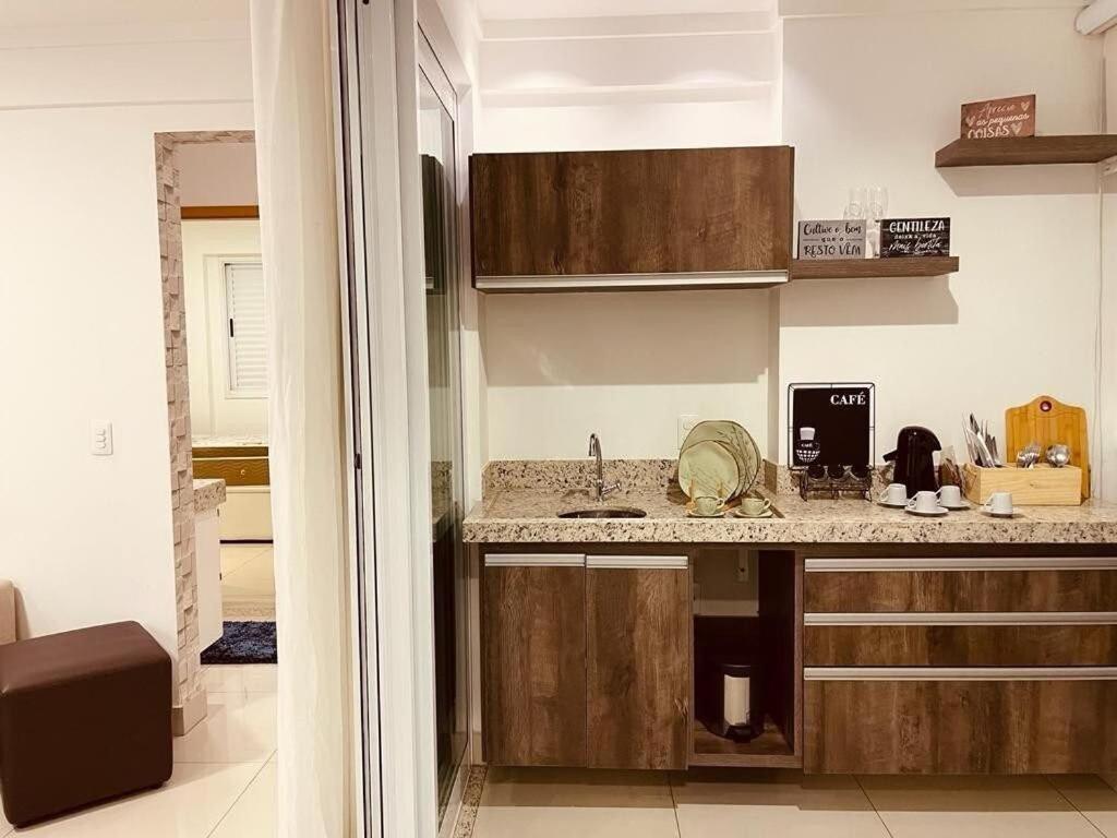 Apartamento 2 Qts.| 4 Hosp. | Ao Lado Do Goiania Shopping Exterior foto