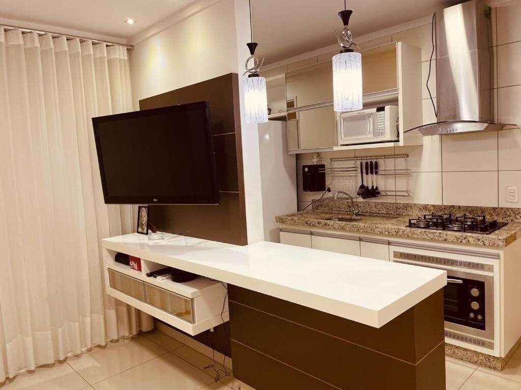 Apartamento 2 Qts.| 4 Hosp. | Ao Lado Do Goiania Shopping Exterior foto