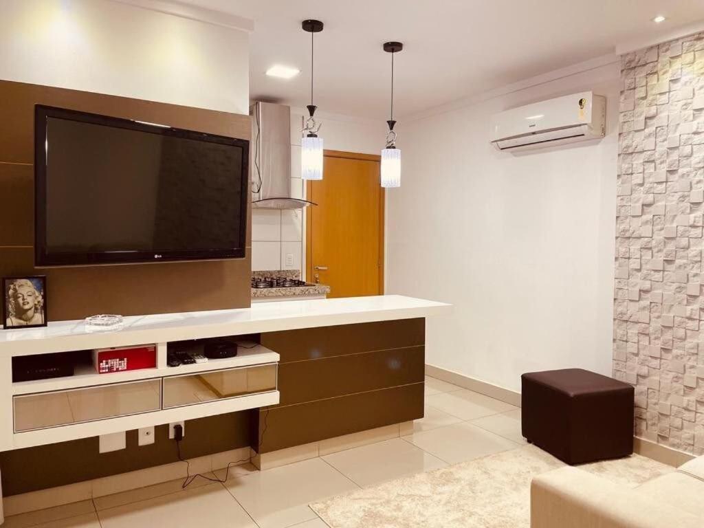 Apartamento 2 Qts.| 4 Hosp. | Ao Lado Do Goiania Shopping Exterior foto